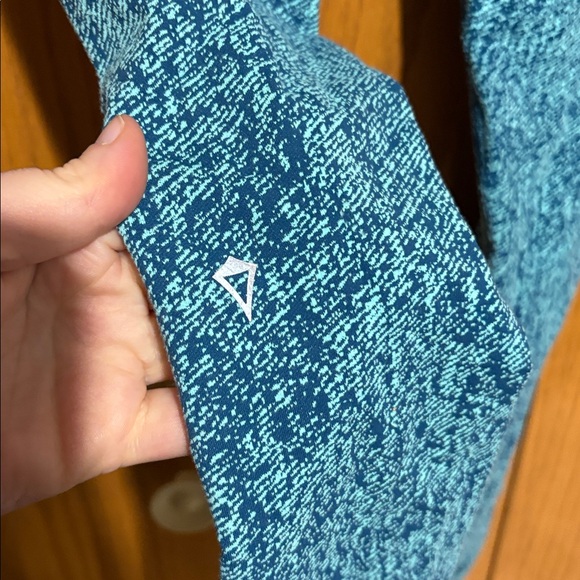 Iviva girl's size 10 lululemon rhythmic tight jacquard blue full length leggings - Picture 3 of 7